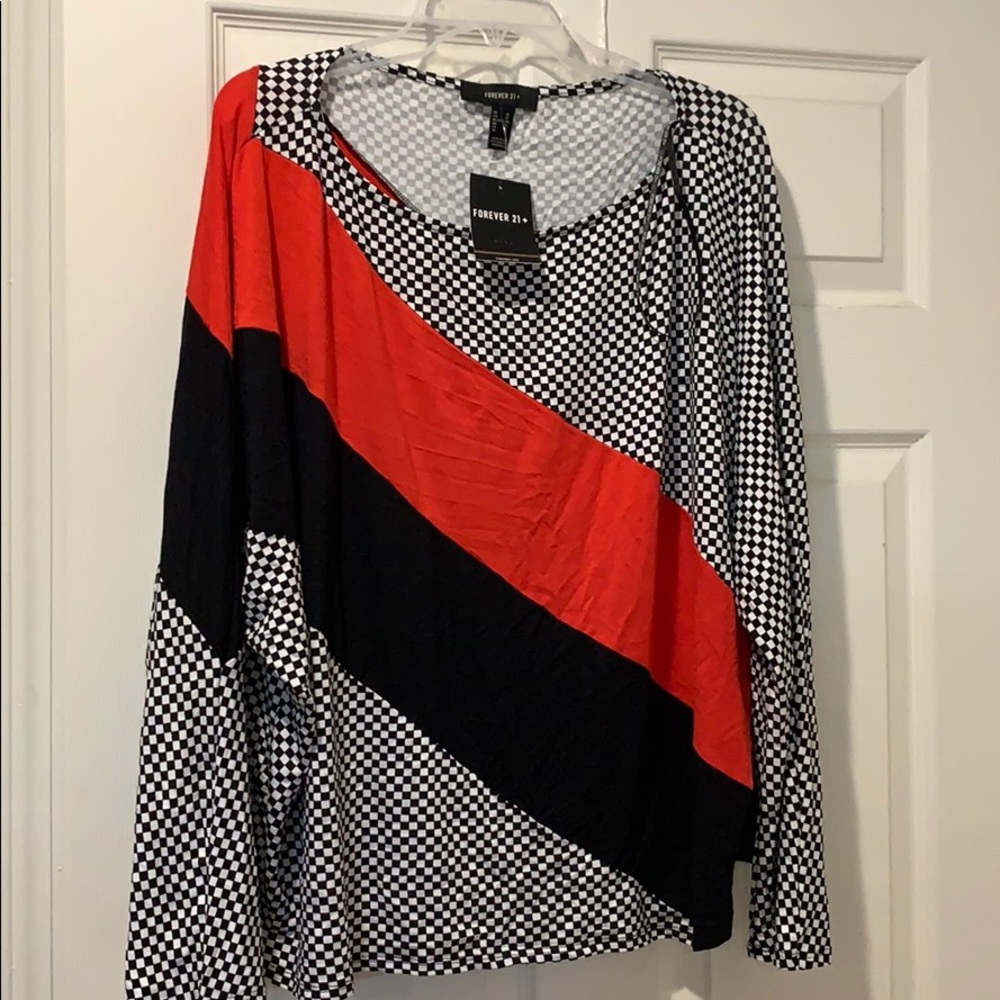PLUS boxy checkered blouse